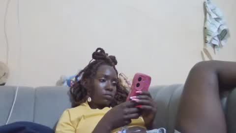 Snapshot of miss_atitude chatting on November 15, 6:59 pm miss_atitude online show from November 15, 6:59 pm