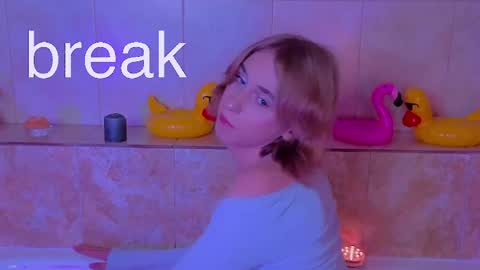Snapshot of miss_barbie1 chatting on April 28, 2:27 am Anya online show from April 28, 2:27 am