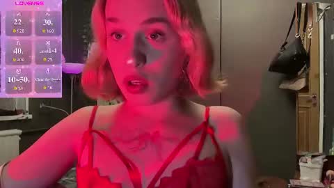 Snapshot of miss_barbie1 chatting on July 25, 8:39 pm Anya online show from July 25, 8:39 pm