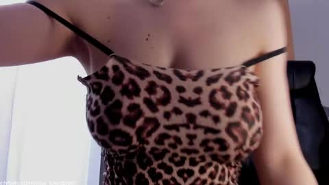 Ivy online show from June 3, 9:34 am