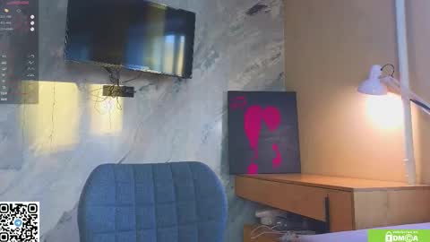 Sandy online show from February 3, 2:53 am