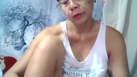 miss_capricorn online show from October 17, 1:25 pm