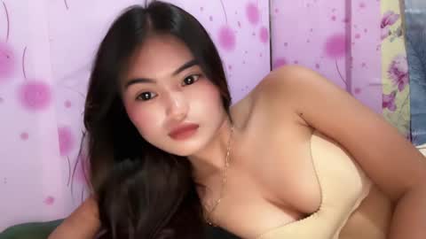 Snapshot of miss_cassyx chatting on April 2, 4:15 pm Cassy online show from April 2, 4:15 pm