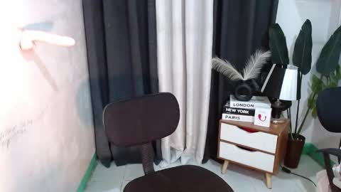 miss_catherinex online show from June 6, 11:04 am