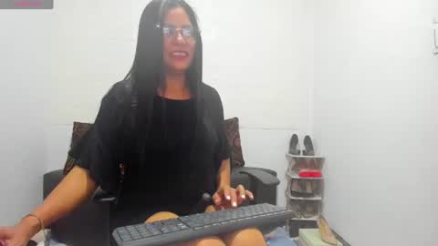 Clare PocaHose online show from June 12, 3:27 am