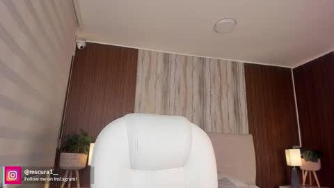 CANDELA CASTRO  online show from February 24, 12:58 pm