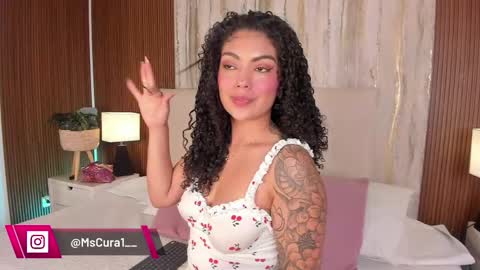 Snapshot of miss_curazao chatting on April 27, 12:25 pm CANDELA CASTRO online show from April 27, 12:25 pm