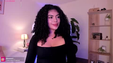 Snapshot of miss_curazao chatting on June 19, 12:53 pm CANDELA CASTRO online show from June 19, 12:53 pm