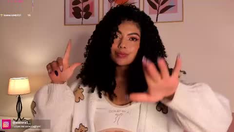 Snapshot of miss_curazao chatting on July 23, 1:09 pm CANDELA CASTRO online show from July 23, 1:09 pm