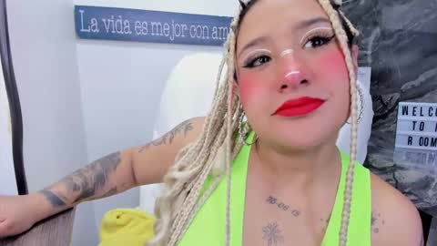 Danika online show from December 18, 11:05 am