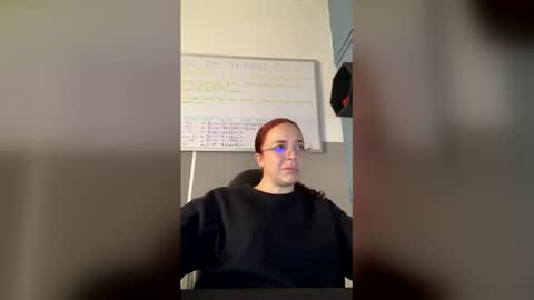 Snapshot of miss_dior1 chatting on February 13, 3:30 pm miss_dior1 online show from February 13, 3:30 pm