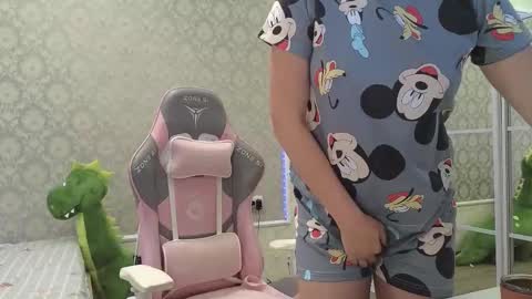 miss_divora online show from September 11, 9:09 am