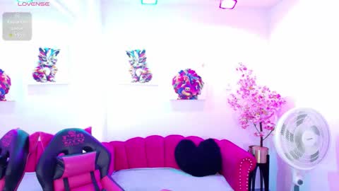 Melanie online show from March 24, 12:21 pm