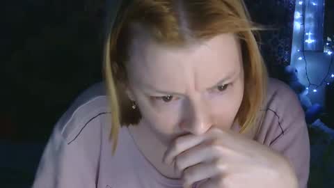 Snapshot of miss_elistia_ chatting on February 16, 3:30 pm Elis online show from February 16, 3:30 pm