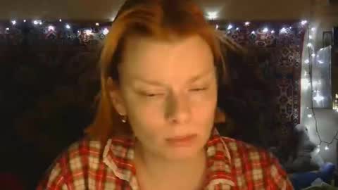 Snapshot of miss_elistia_ chatting on February 17, 4:02 pm Elis online show from February 17, 4:02 pm