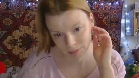 Snapshot of miss_elistia_ chatting on March 3, 12:00 pm Elis online show from March 3, 12:00 pm