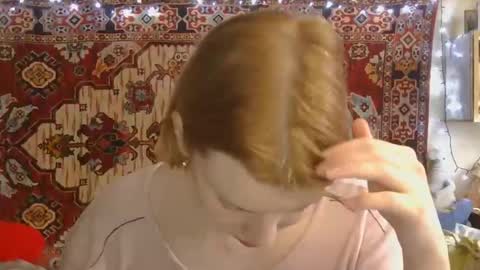 Snapshot of miss_elistia_ chatting on March 27, 10:48 am Elis online show from March 27, 10:48 am