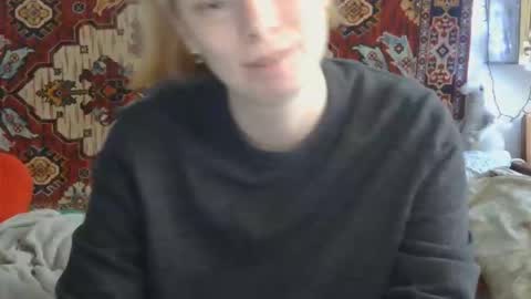 Snapshot of miss_elistia_ chatting on May 5, 10:01 am Elis online show from May 5, 10:01 am