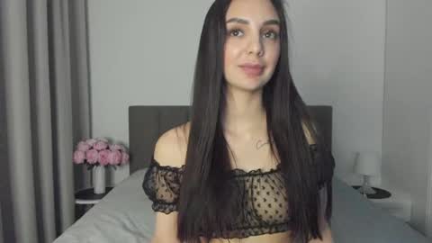 Emily online show from February 8, 6:44 pm