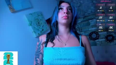 miss_evans_ online show from July 14, 3:22 am