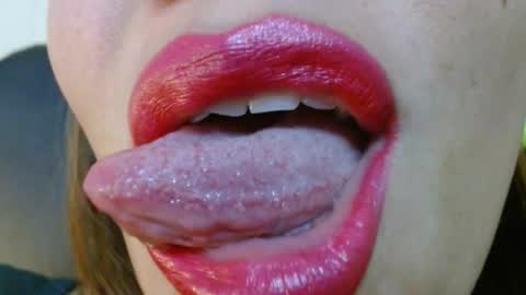 Miss Evoleth online show from February 4, 9:37 am