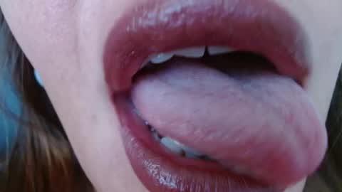 Miss Evoleth online show from May 19, 5:08 pm