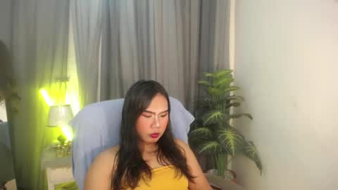 Snapshot of miss_fhakarat chatting on November 10, 12:42 am miss_fhakarat online show from November 10, 12:42 am