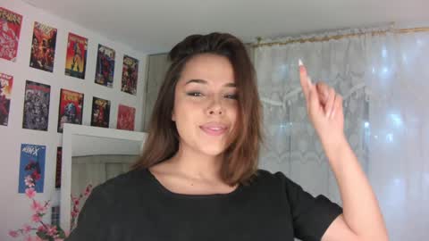  Elisabeth  IG galax xxia       online show from December 9, 1:07 am