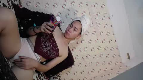 Snapshot of miss_heart24 chatting on September 16, 2:12 am KITTY online show from September 16, 2:12 am