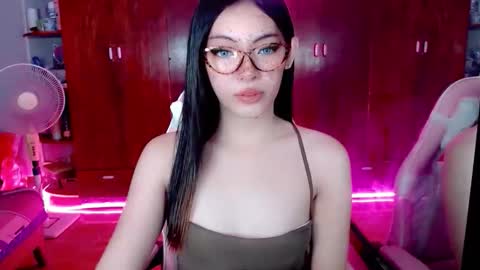 Snapshot of miss_hornydoll chatting on October 18, 7:53 am miss_hornydoll online show from October 18, 7:53 am