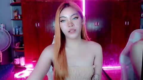 Snapshot of miss_hornydoll chatting on November 27, 2:46 am miss_hornydoll online show from November 27, 2:46 am