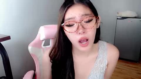 Snapshot of miss_hornydoll chatting on March 8, 7:17 pm miss_hornydoll online show from March 8, 7:17 pm