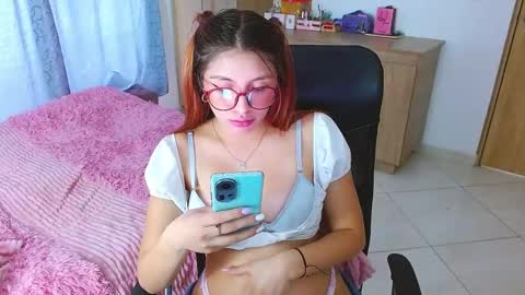 Isabella online show from March 5, 9:48 pm