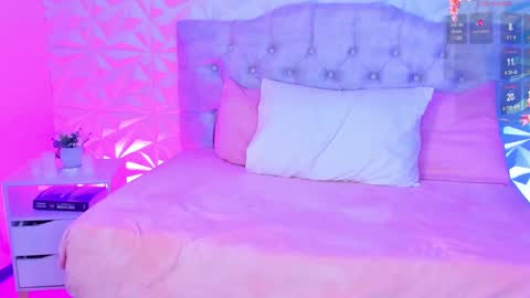 Ivy online show from February 19, 11:25 pm