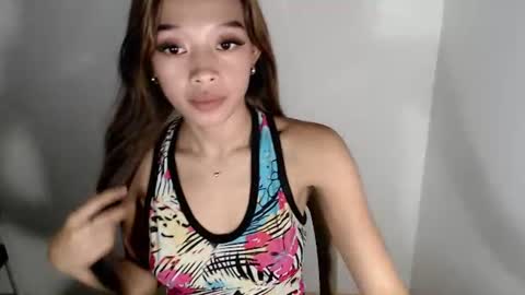 miss_j222 online show from June 16, 8:50 am