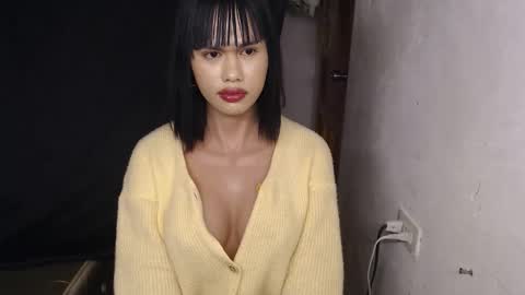 Lyn online show from January 10, 11:56 am