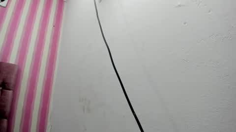 Snapshot of miss_kattya_ chatting on June 10, 11:31 am miss_kattya_ online show from June 10, 11:31 am