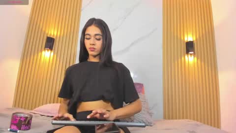 miss_khalifadoll online show from June 8, 3:40 am