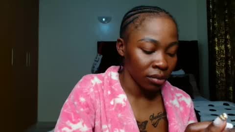 Miss Kiarrafit online show from December 16, 9:09 pm