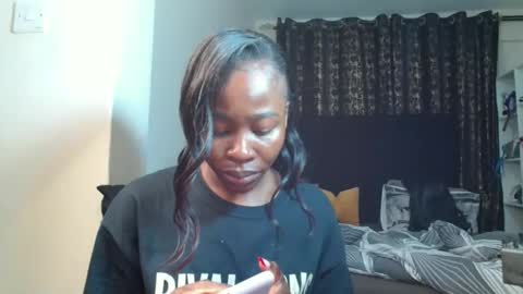 Miss Kiarrafit online show from February 18, 5:42 pm
