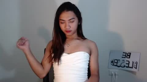Snapshot of miss_kieth chatting on July 14, 7:02 am miss_kieth online show from July 14, 7:02 am
