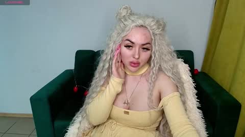 miss_kiten online show from February 1, 4:35 am
