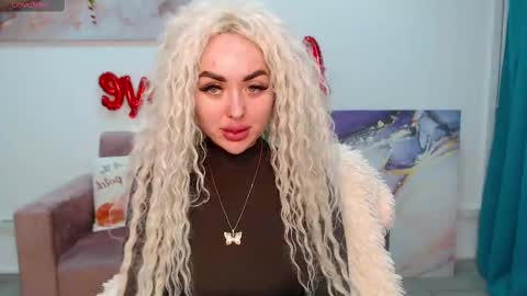 miss_kiten online show from February 12, 7:56 pm