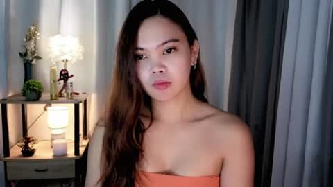 miss_kyrstyn online show from July 27, 3:30 pm