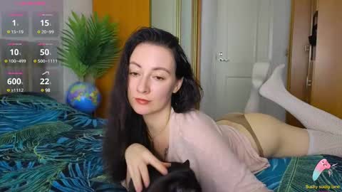 Laura online show from February 25, 11:30 am