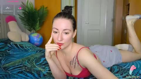 Laura online show from September 19, 10:05 am
