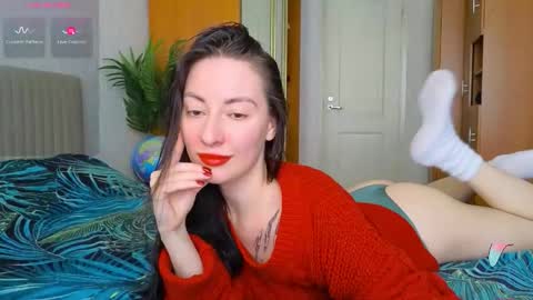 Laura online show from February 18, 10:22 am
