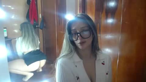 lilieth  online show from January 11, 7:59 pm