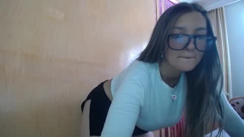 Snapshot of miss_lilieth chatting on March 2, 7:54 pm lilieth online show from March 2, 7:54 pm