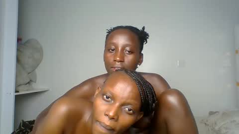 miss_lolah7 online show from June 5, 10:59 pm